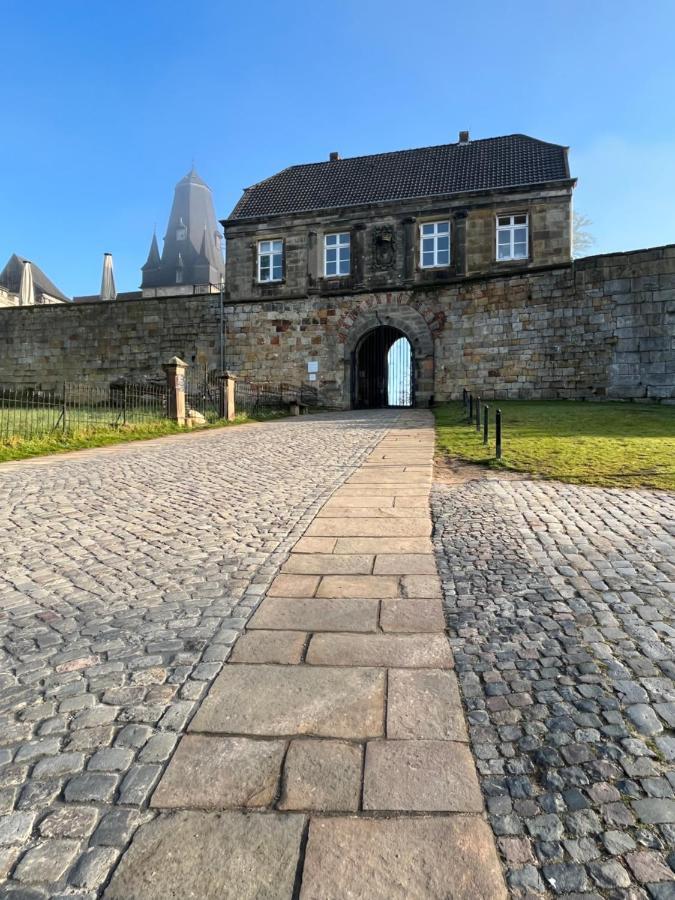 "An Der Alten Muehle 1" Fewo 120 Qm, Zwei Grosse Schlafzimmer, Suedbalkon, Gartenterrasse & Wallbox Bad Bentheim Dış mekan fotoğraf